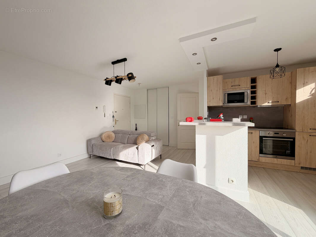 Appartement à LA VERPILLIERE