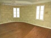 Appartement à COUTRAS