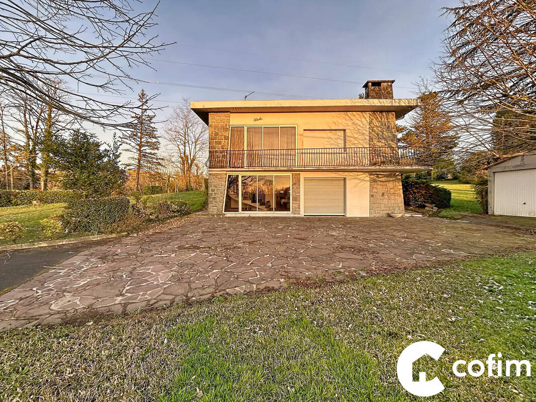 Maison à SAINT-PIERRE-D'IRUBE