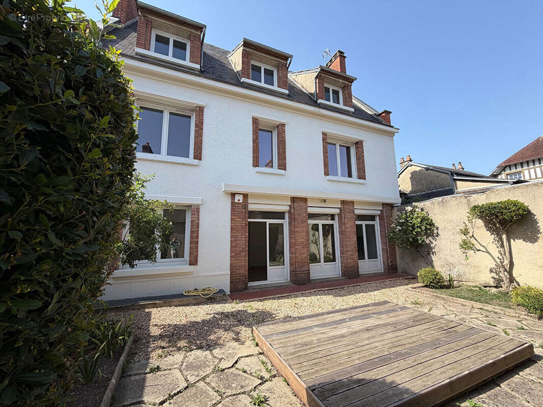 Maison à EVREUX