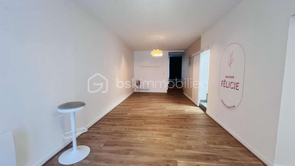 Immeuble mixte - local commercial - centre ville Châteauroux - photo 16