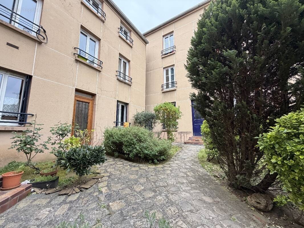 Appartement à CHAMPIGNY-SUR-MARNE
