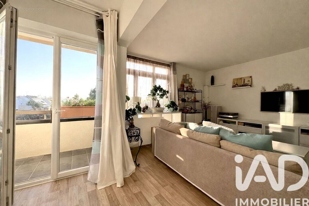 Photo 1 - Appartement à NOISY-LE-ROI