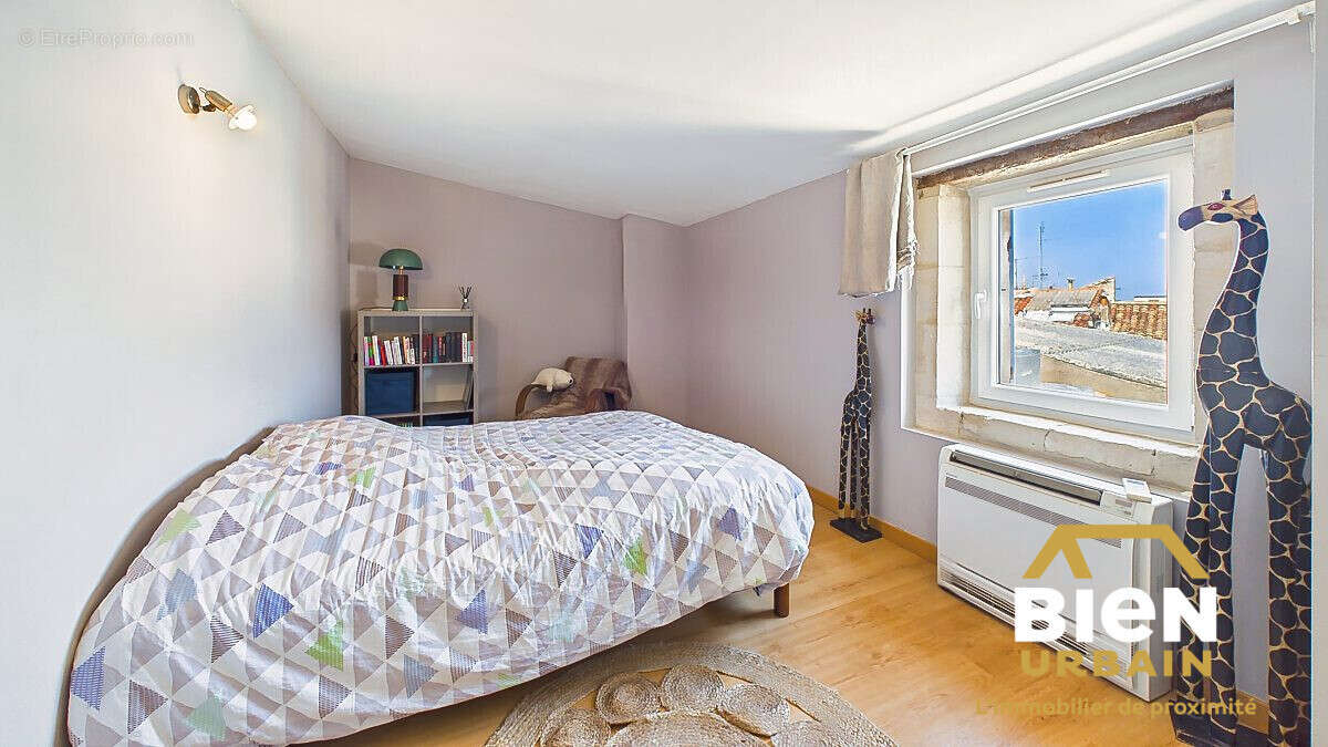 Appartement 109 m² à Nimes  - photo 5