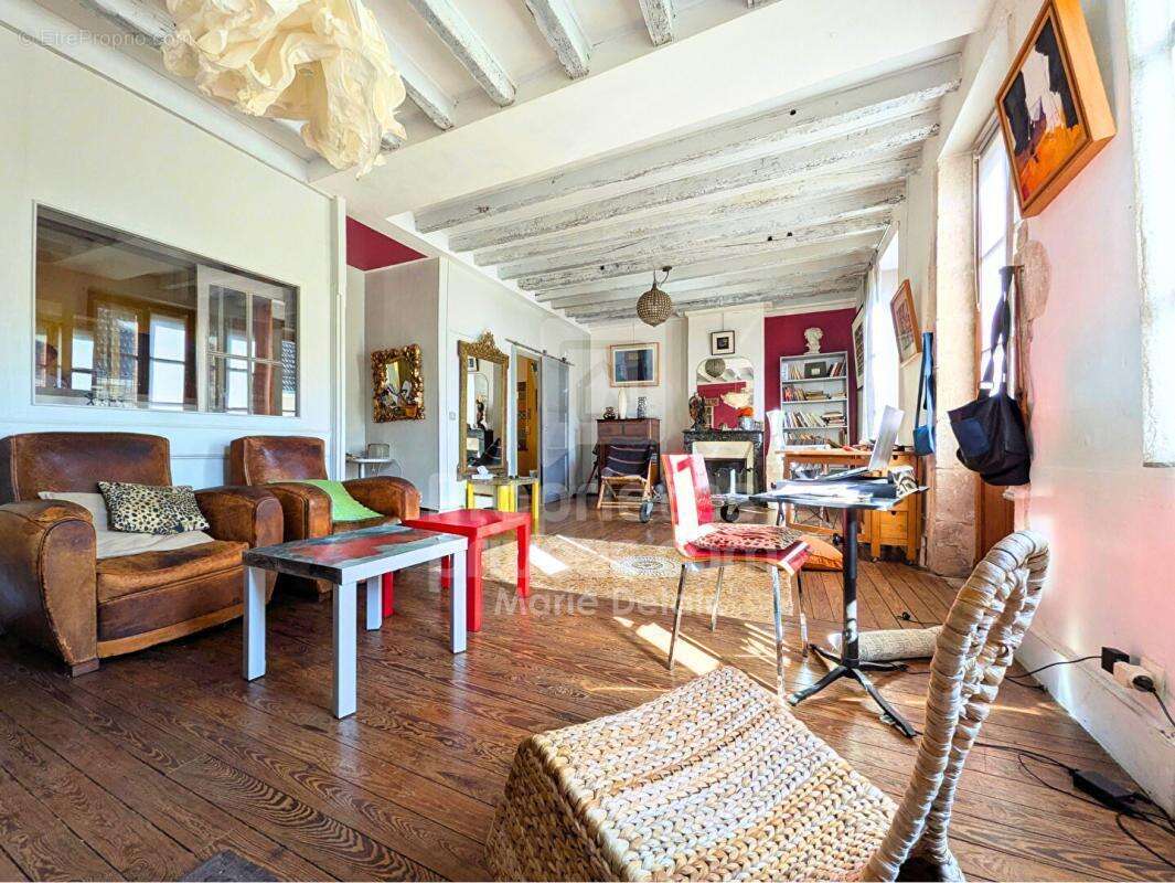 Maison à POUILLY-SUR-LOIRE