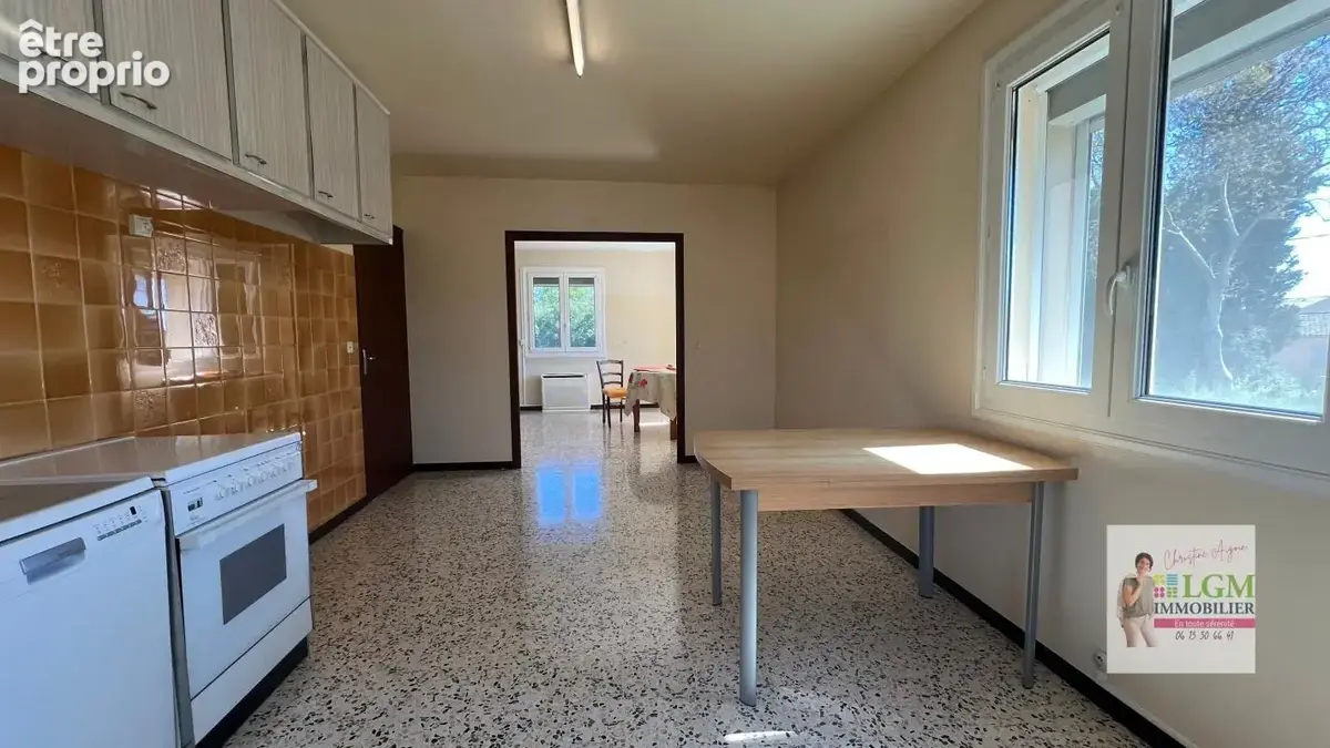 Idéal artisan, indépendant ou famille-maison avec garages et terrain à Cardet - photo 6