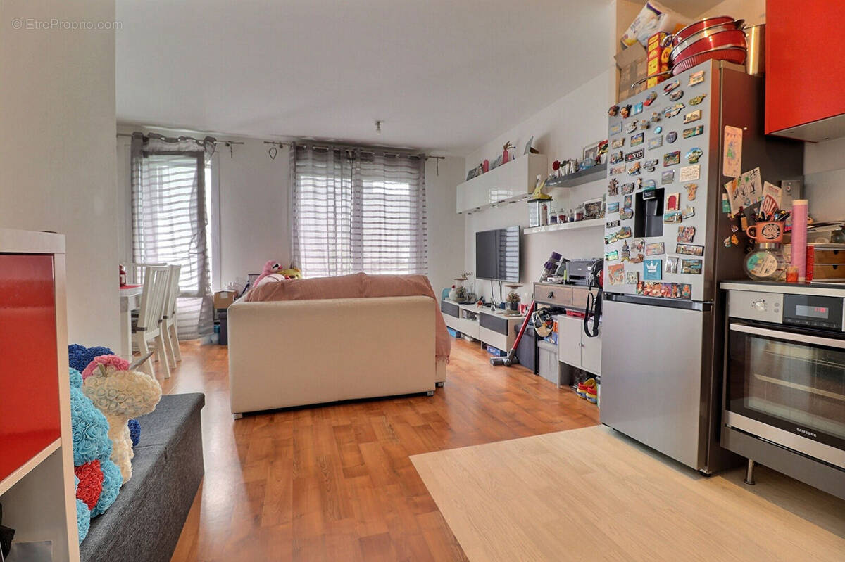 Appartement à STAINS