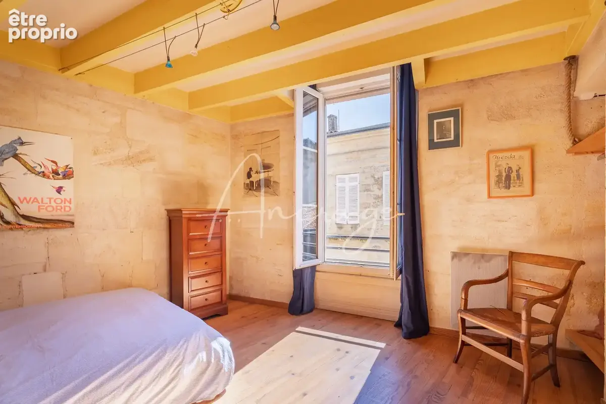Chartrons   duplex de charme   76 m2 carrez / 88 m2 au sol   2 chambres + bureau - photo 11