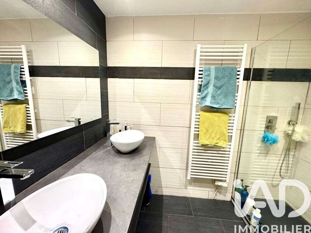 Photo 6 - Appartement à SAINT-LAURENT-DU-VAR