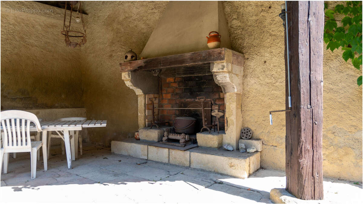 Maison à SAINT-GENIES-DE-COMOLAS