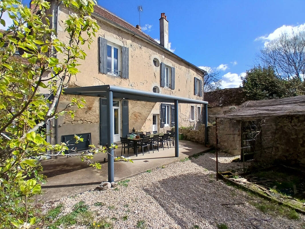 Maison à LORMES