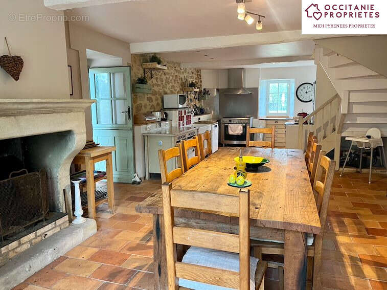 Maison à LABASTIDE-D&#039;ANJOU