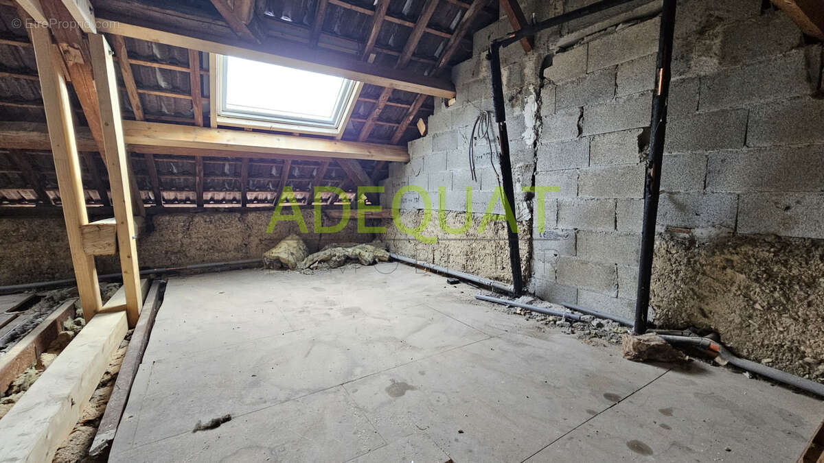 Maison à BOURGOIN-JALLIEU