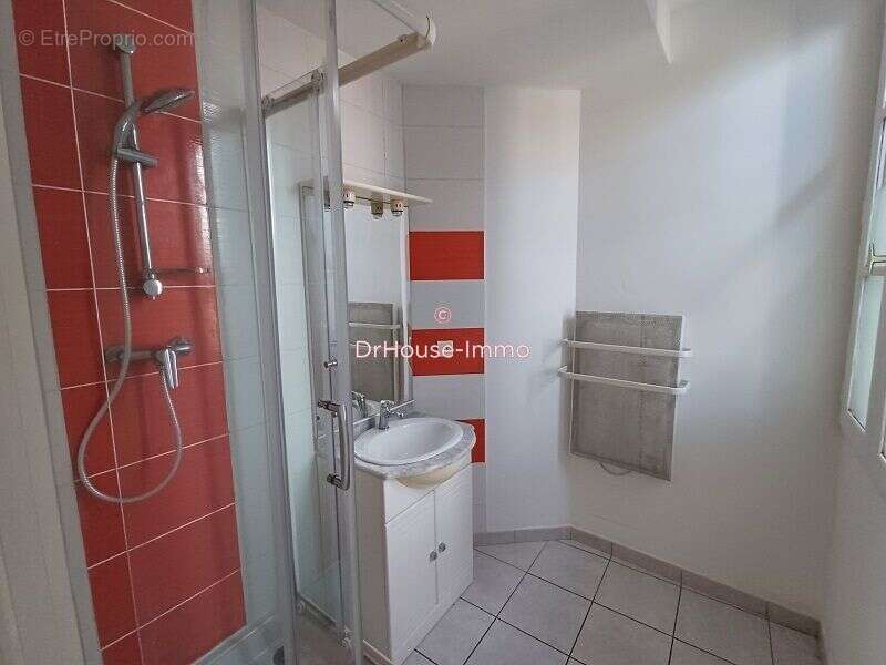 Appartement 40 m² à Montagnac  - photo 4
