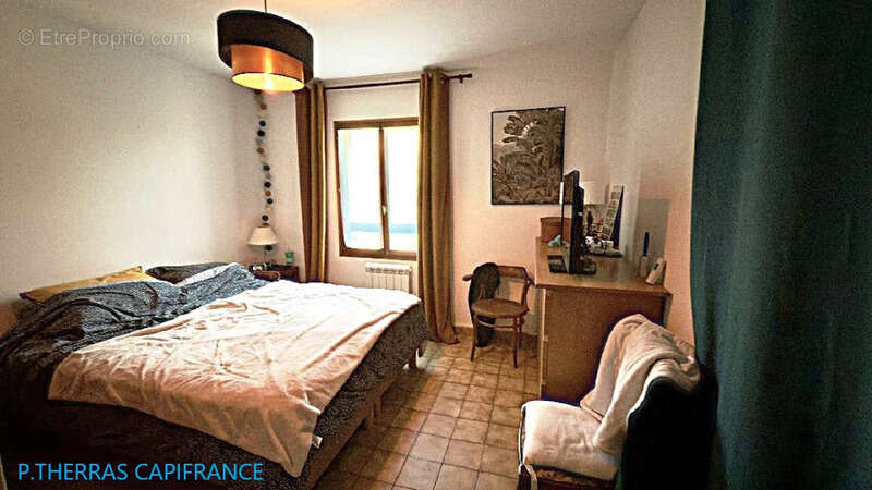 Maison à LES ANGLES