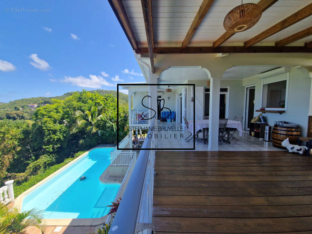 Maison à LA TRINITE