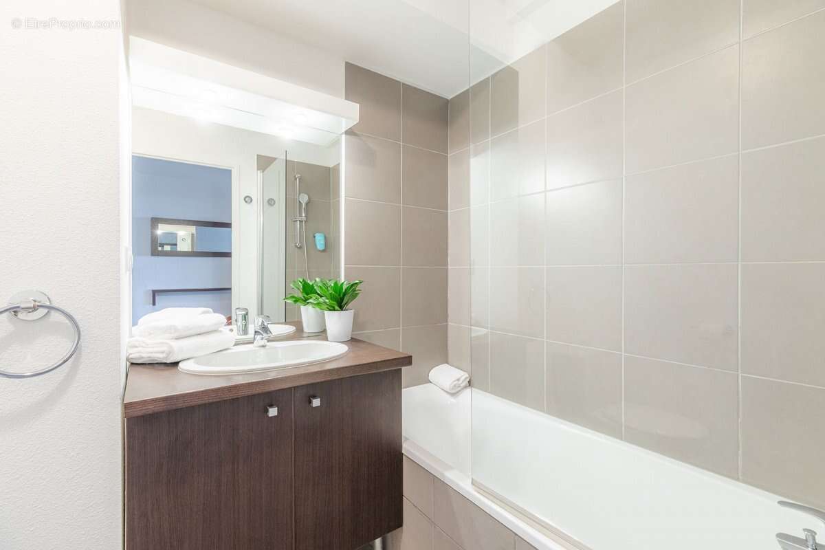 Appartement à CORNEBARRIEU