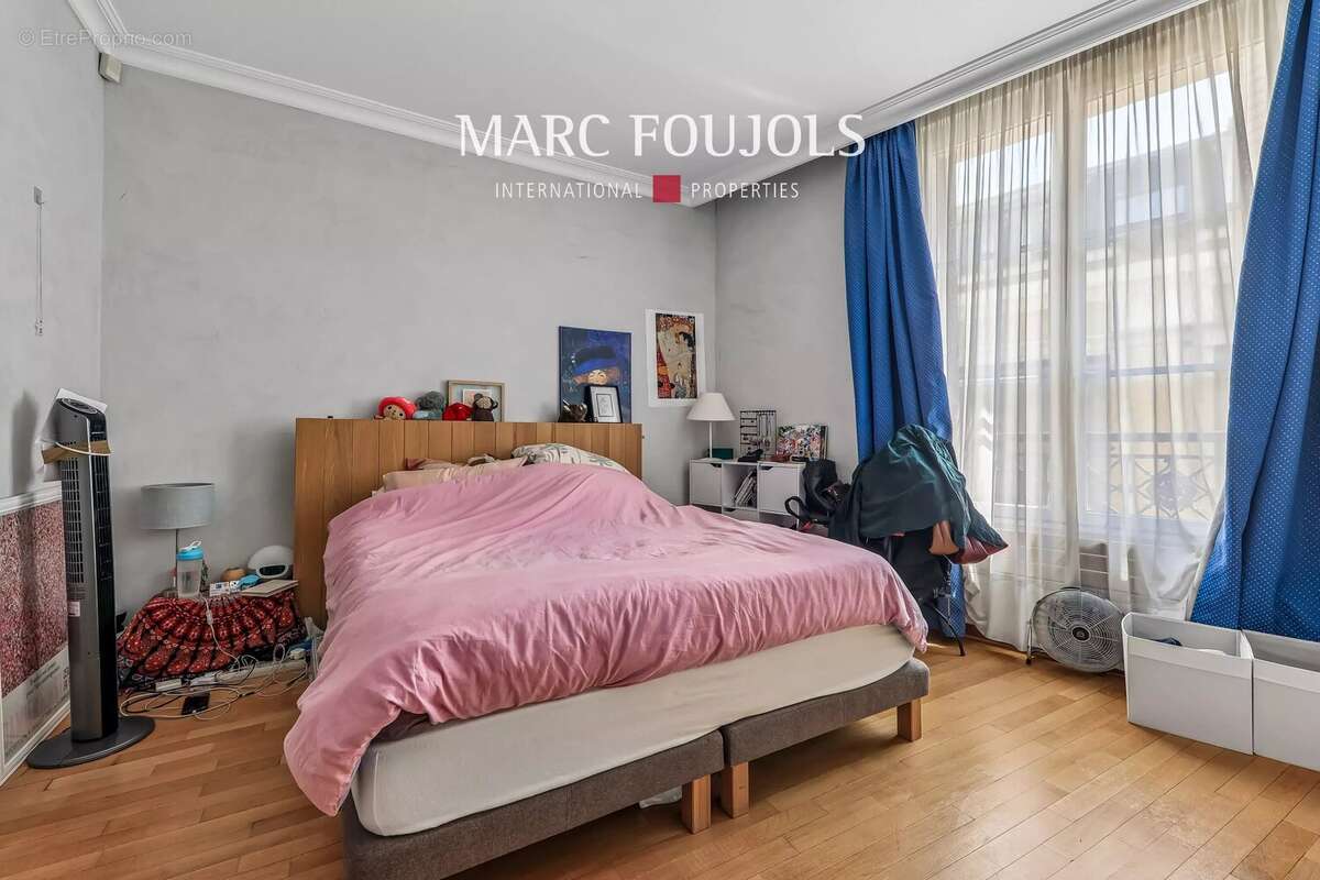Paris 1er Rivoli / Les Halles : appartement traversant de 100 m² avec balcon - photo 13
