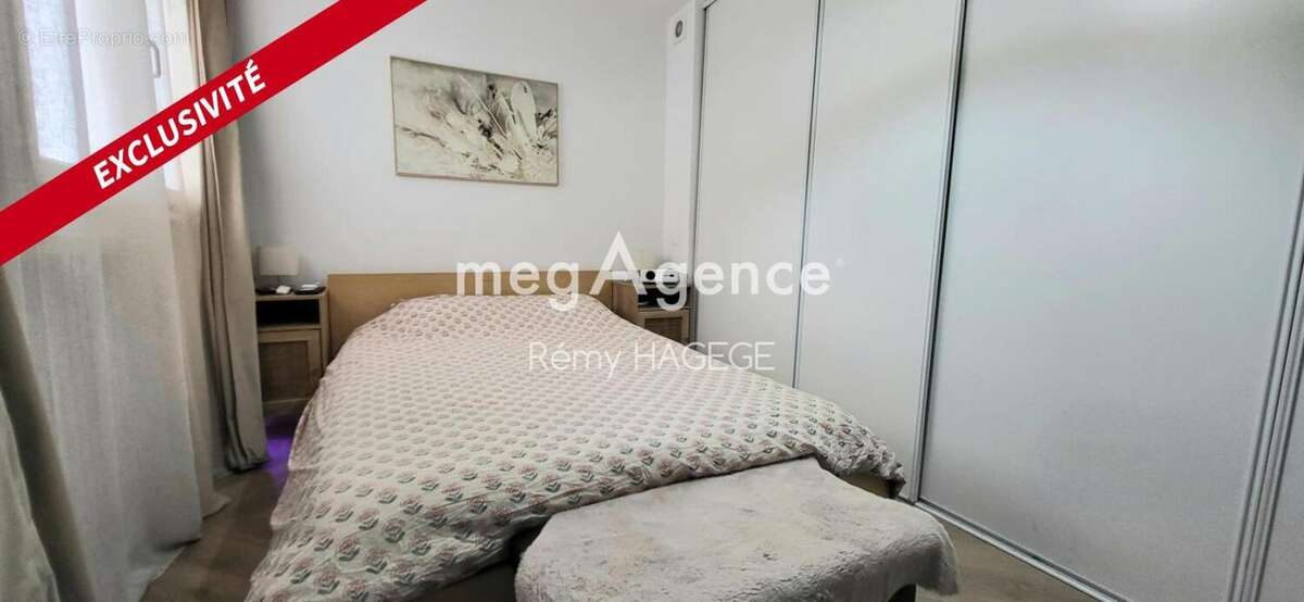 Appartement à COURBEVOIE