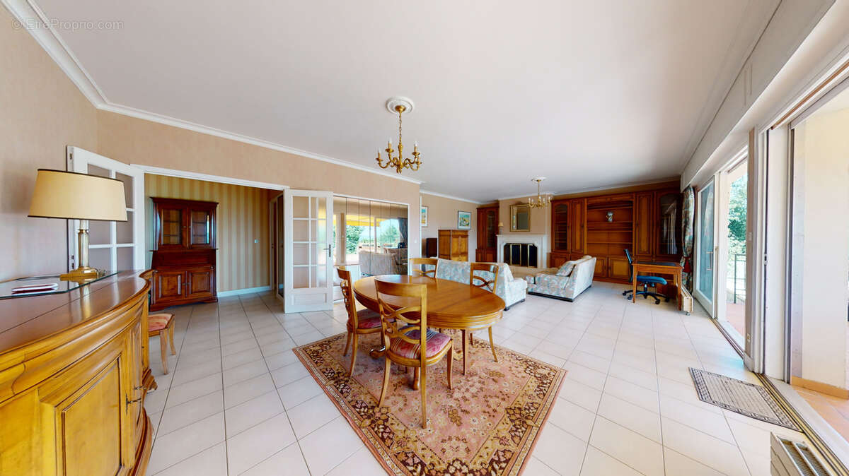 Maison à VILLIERS-SAINT-FREDERIC