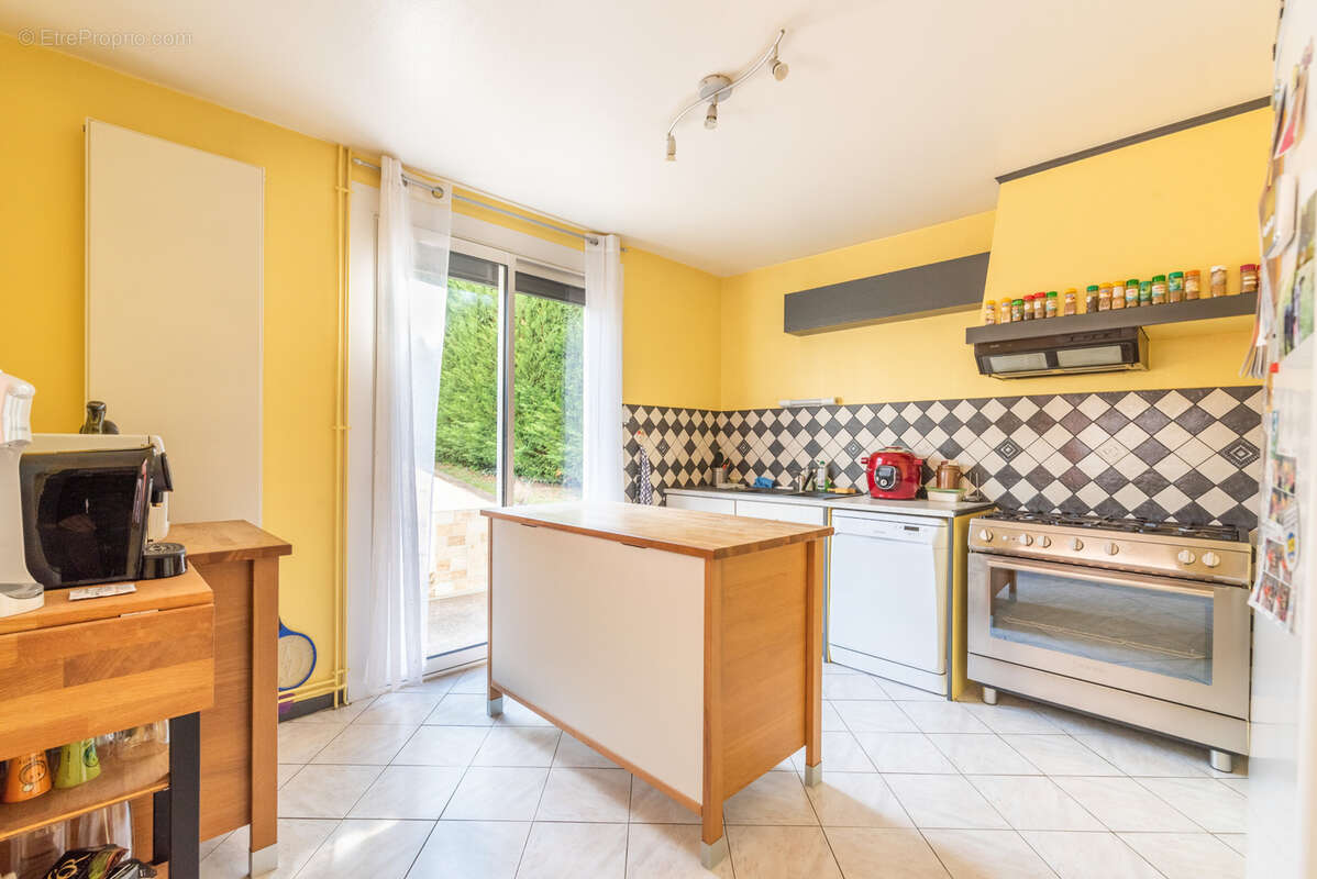 Maison à BRASSAC-LES-MINES