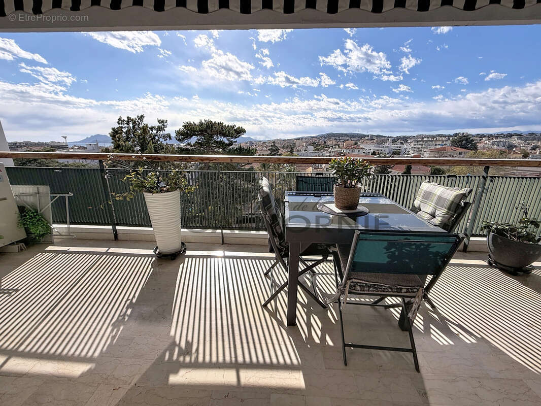Appartement à CANNES