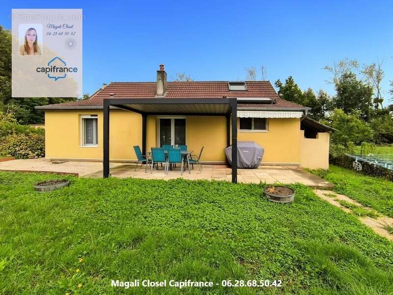 Maison à PIERRE-DE-BRESSE