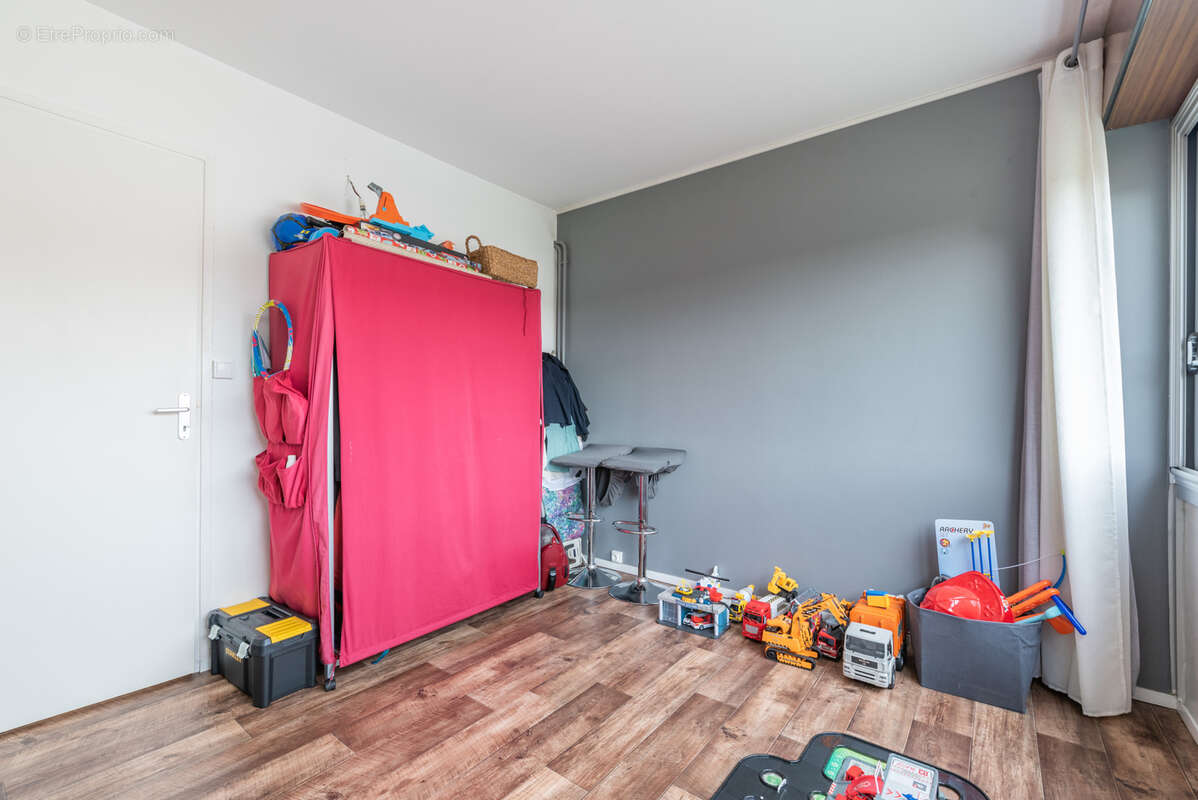 Appartement à BRIVES-CHARENSAC