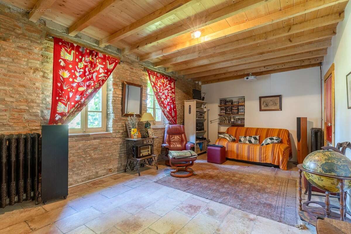 Maison à CASTELMAUROU