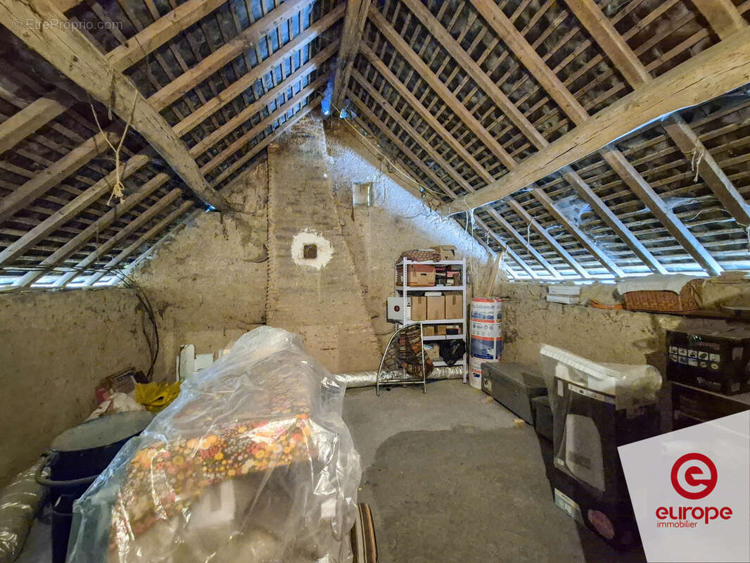 Maison 4 pièces de 105m2 avec jardin et dépendances au porte du Morvan - photo 21