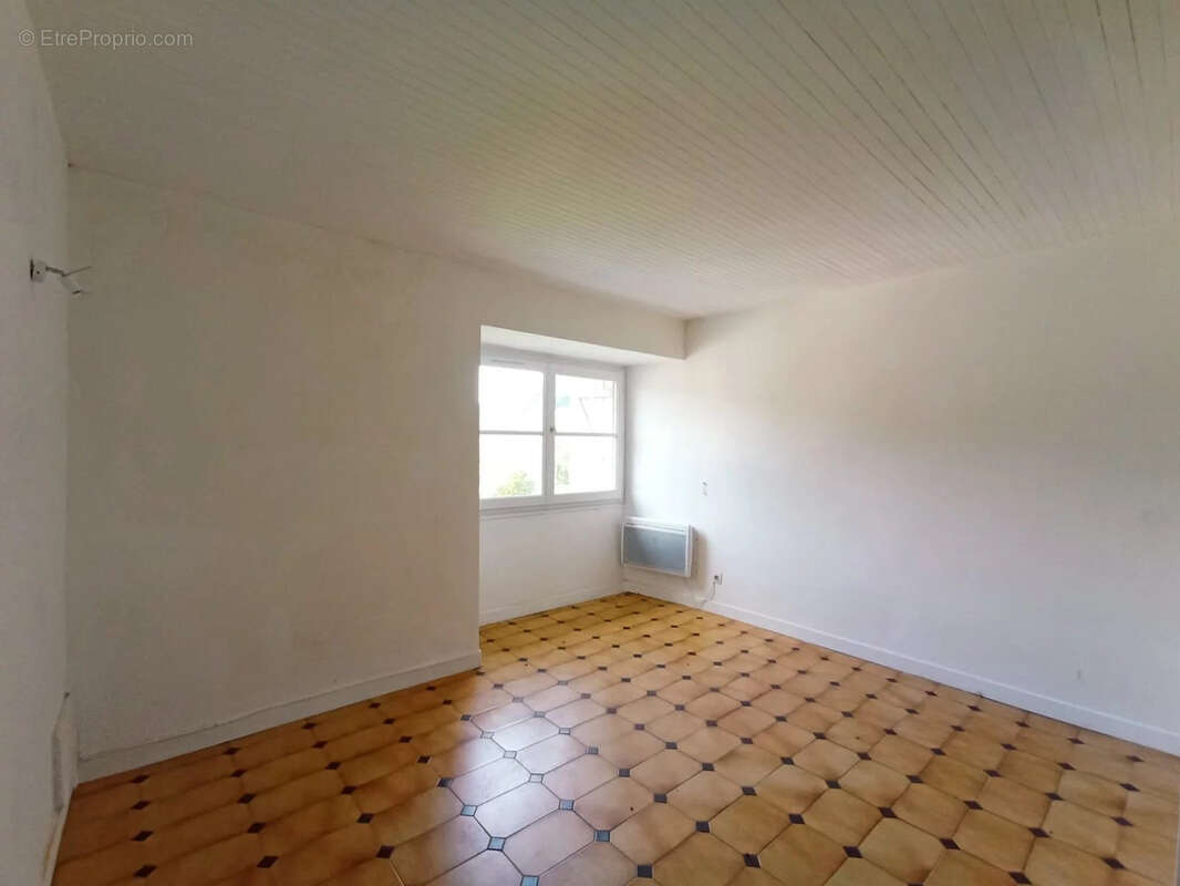 Appartement à GANGES