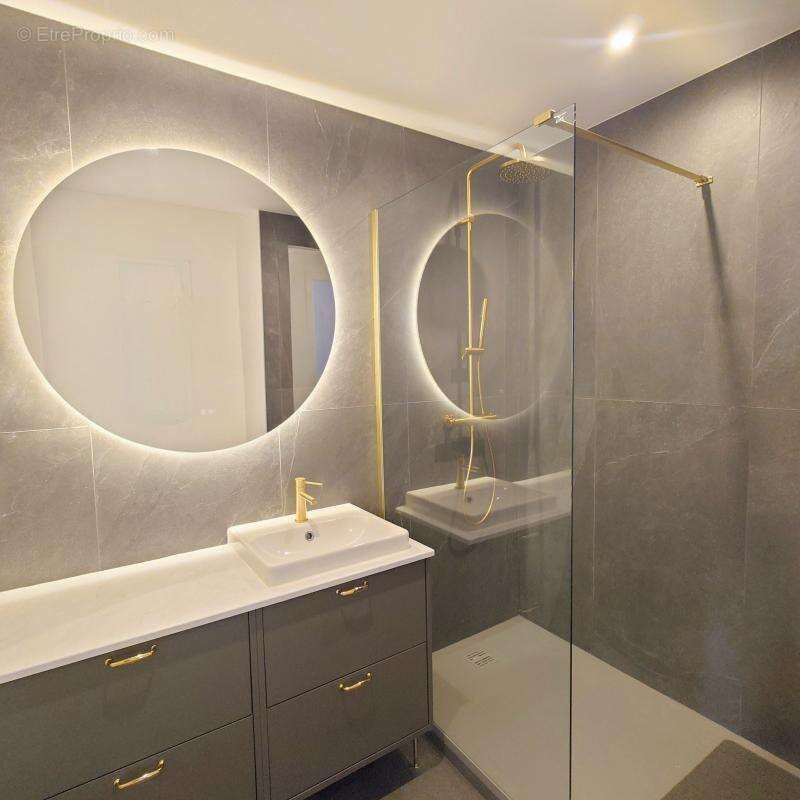 Appartement à LYON-7E