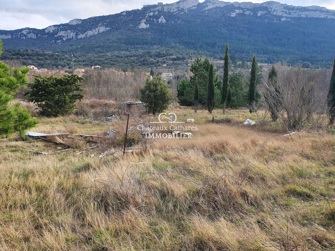 Terrain à ROUFFIAC-DES-CORBIERES