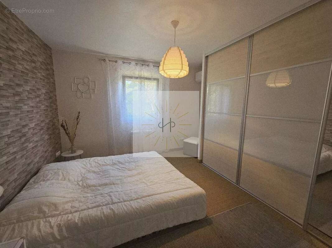 Maison à MONTELIMAR