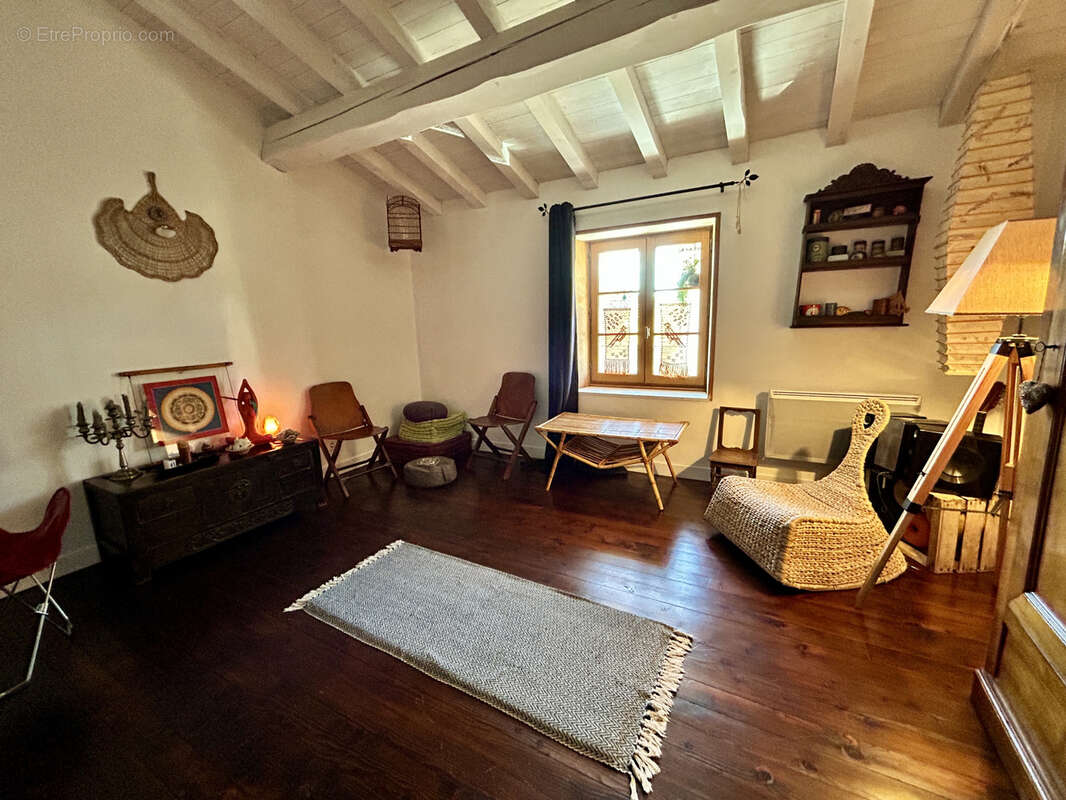 Maison à BEAUMONT-DE-LOMAGNE