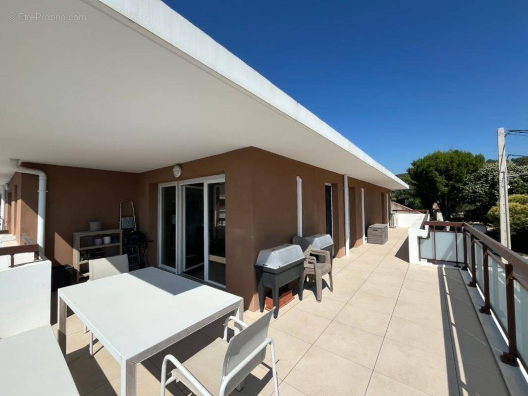 Appartement à MARSEILLE-13E