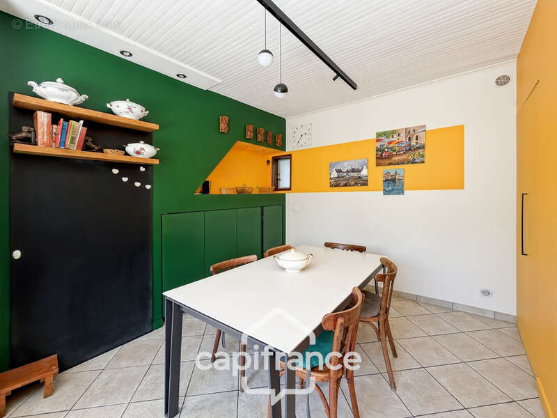 Maison à SAINT-PRIM