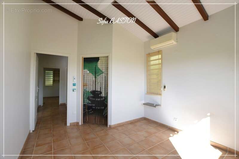 Maison à LES TROIS-ILETS