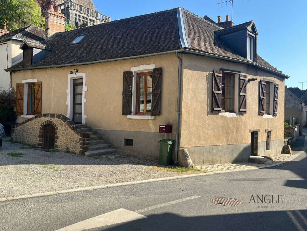 Maison à BEAUMONT-SUR-SARTHE