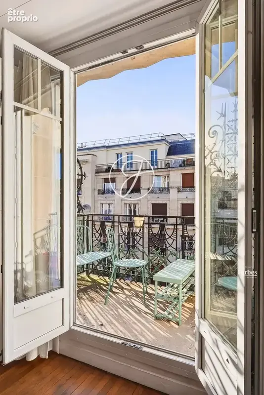 Paris 16e - MICHEL-ANGE - Appartement à vendre - 4 pièces - 95,22m² Carrez - 2 chambres - Balcon. - photo 12