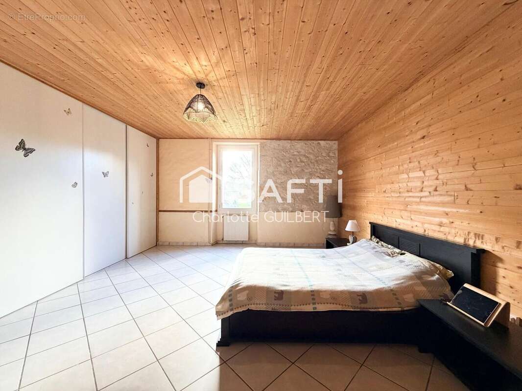 Maison 135 m² à Casteljaloux  - photo 9