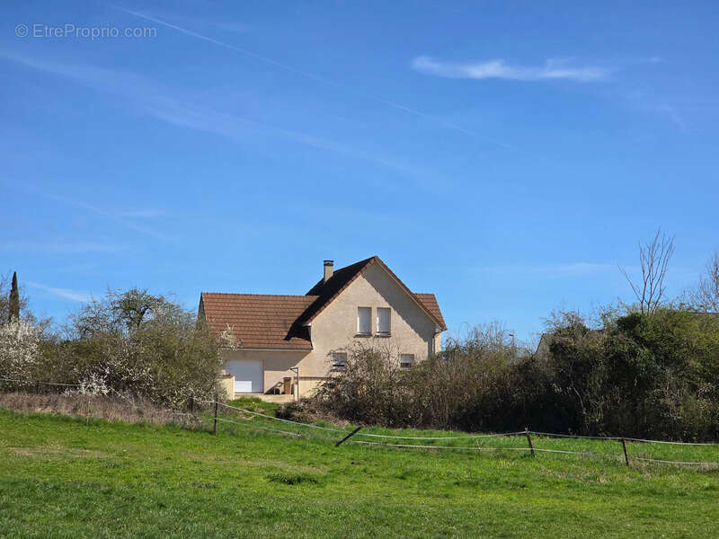 Maison à NUITS-SAINT-GEORGES