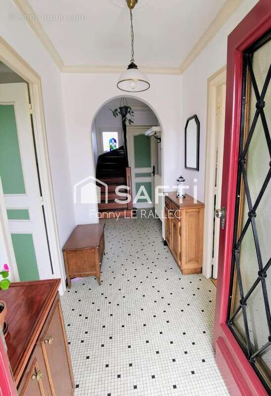 Maison 100 m² à Trevou-Treguignec  - photo 4
