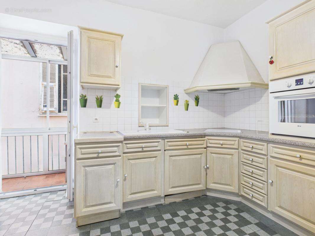 F3 a vendre rue fesch ajaccio - photo 5