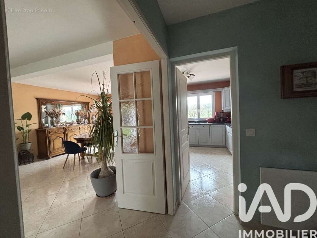 Photo 3 - Maison à GERMIGNY-SOUS-COULOMBS