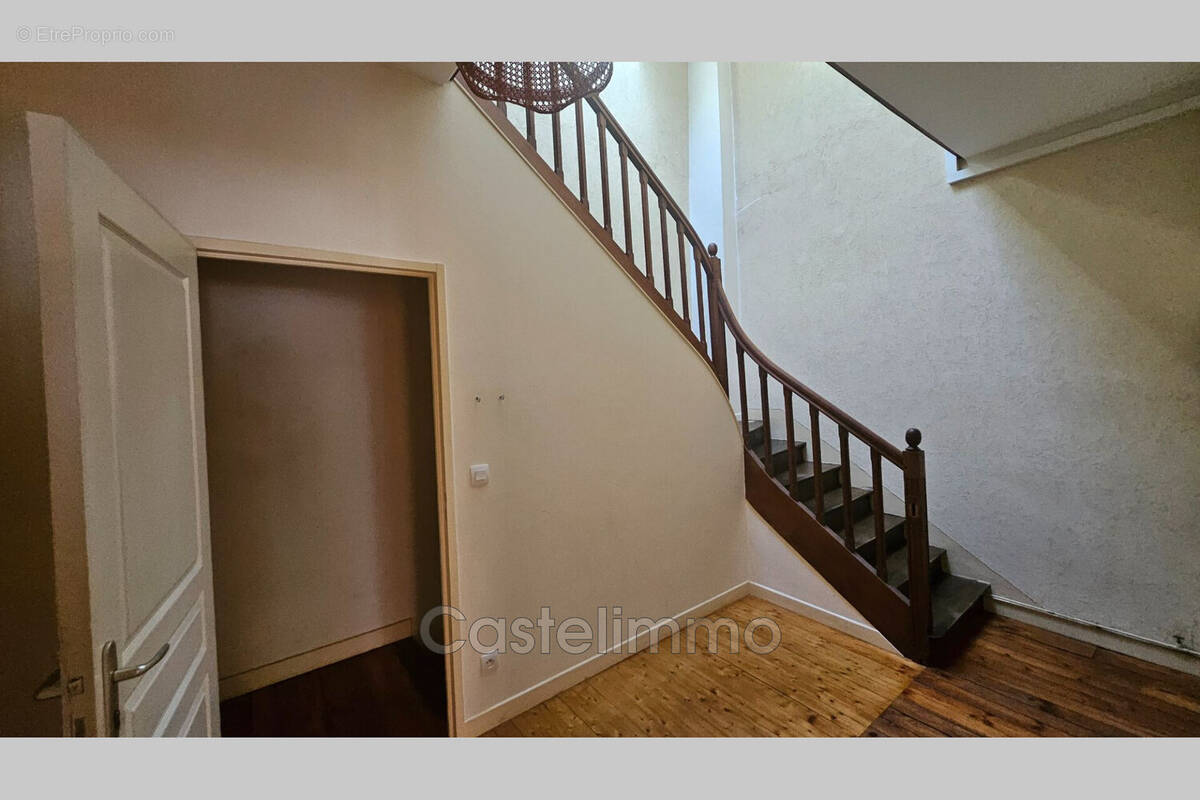 Maison à CASTELSARRASIN