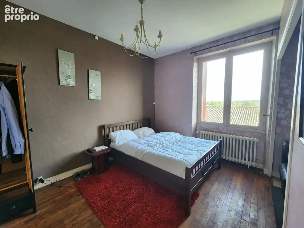 Ansac-sur-Vienne -Grande maison familiale de 4 à 5 chambres, dotée d'un jardin avec atelier (idéal pour une activité professionn - photo 7
