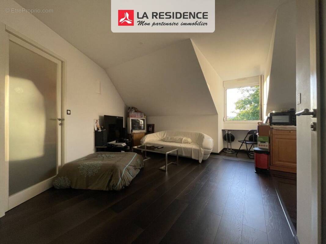 Appartement à MONTIGNY-LE-BRETONNEUX