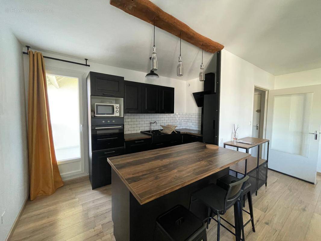 Appartement à SAINT-JEAN-DE-BRAYE
