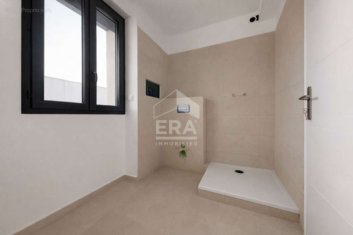 Appartement à PONTAULT-COMBAULT